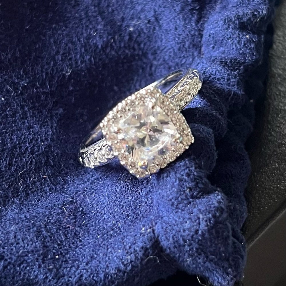 Gorgeous Tacori 925 Silver 2.75 Carat Engagement Ring Size 8 - Picture 2 of 7